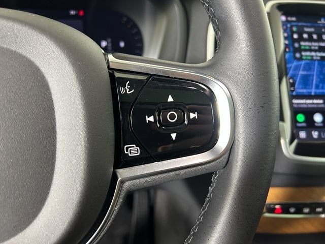 2023 Volvo XC90 Plus