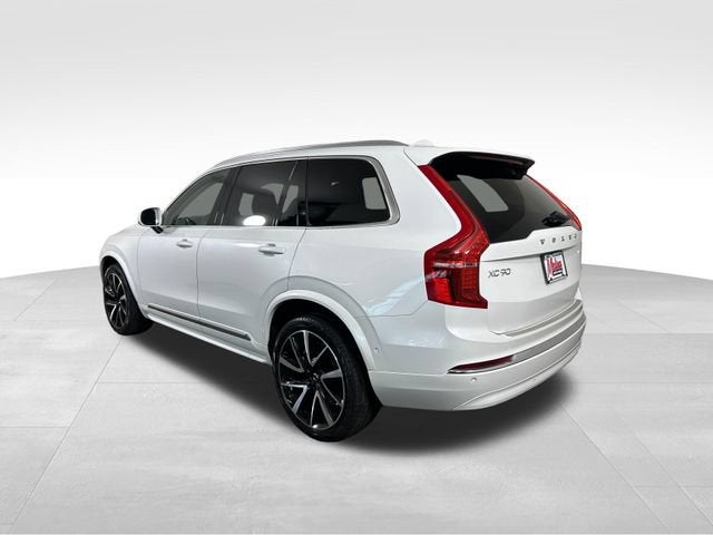 2023 Volvo XC90 Plus
