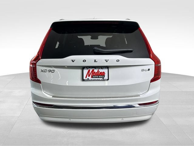 2023 Volvo XC90 Plus