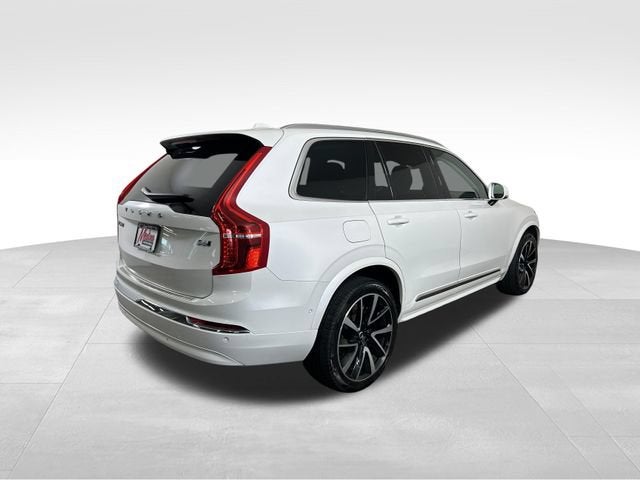 2023 Volvo XC90 Plus