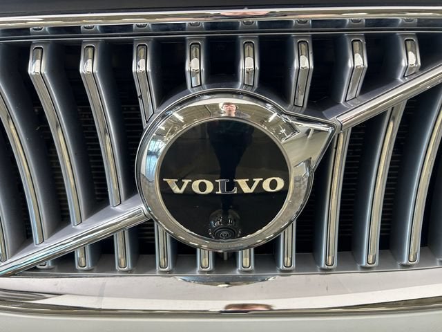 2023 Volvo XC90 Plus