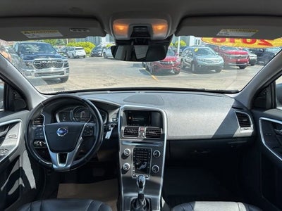 2016 Volvo XC60 T6 Platinum