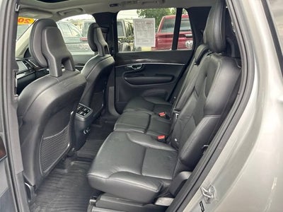 2017 Volvo XC90 Momentum