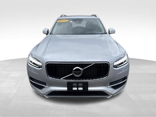 2017 Volvo XC90 Momentum