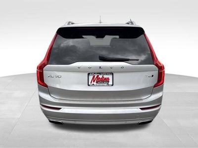 2017 Volvo XC90 Momentum